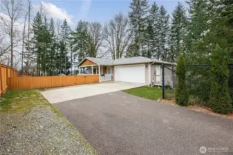 House exterior and driveway.