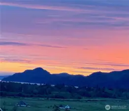 Beautiful views & sunsets