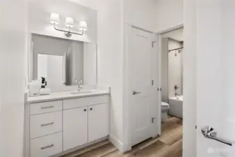 Large Full Bathroom