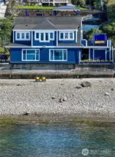 Bold against the shoreline and kissed by the tide, the Beach Cottage stands as a celebration of coastal life—where every room opens to sea, every color nods to the sky, and every moment feels deeply, delightfully alive.