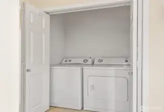 In-Unit Laundry Washer And Dryer Stay