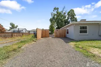 Driveway/Off street parking