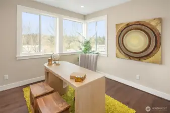 Secondary Bedroom/Office