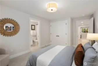 Second Floor En Suite