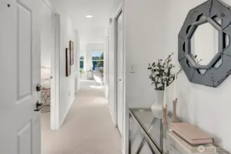 Entrance/Hallway to #201