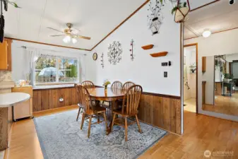 Nice sized dining room