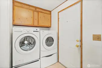 Laundry / Mud room