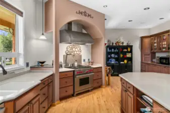 Rest of the kitchen.