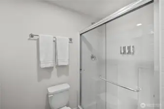 Bedroom 3 attached bathroom