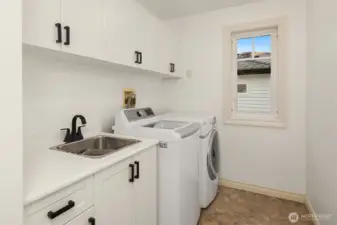 Upper Laundry Room