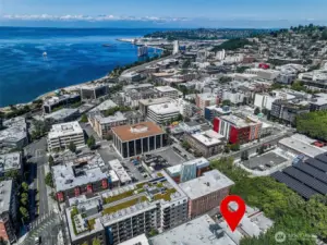 ideal location- the city and the sound at your footsteps