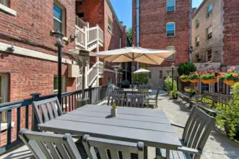 Happy hours, social gatherings and warm evenings enjoyed here