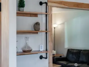 rich hickory accents