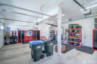 3 Car Garage
