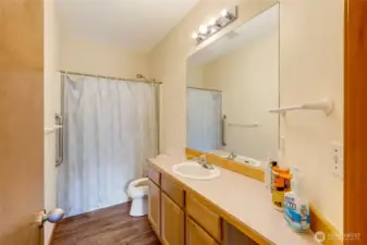 Downstairs Full Bath