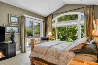 Primary suite with Deck