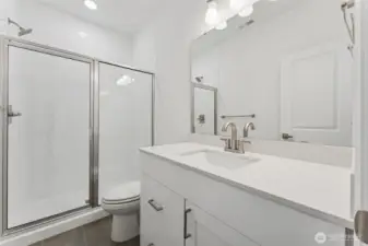 3/4 bath 1st level