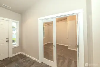 Bedroom or great office