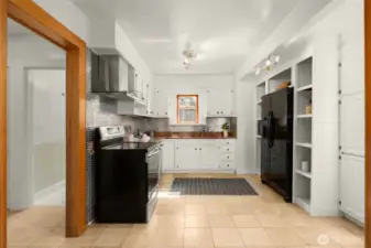 Charming, livable, and ready for your vision.