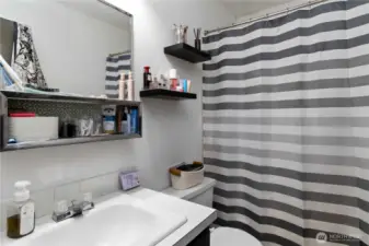 2 Bedroom Unit