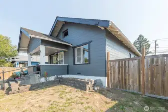 This 2,282 sq.ft home boasts a few major improvements including complete rewiring, updated double-pane windows, & new vapor barrier in the crawlspace.