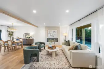 Living room with Electric fireoplace