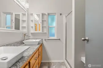 Primary bath