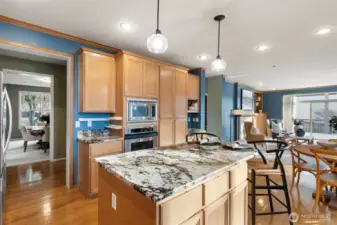 Kitchen with Eating Space and Built-In Desk Area