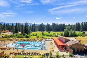 Nelson private pool (WALKING DISTANCE)