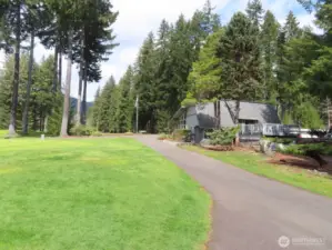 Lake Cushman Golf Clubhouse