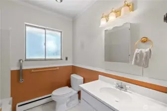 Main level full bath.
