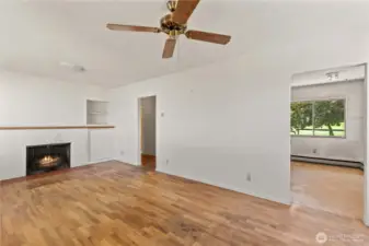 Two entrances from main living into kitchen with eating area.