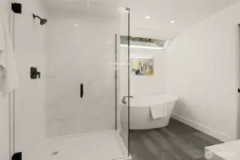 Soaking tub and skylight in Primary BA!