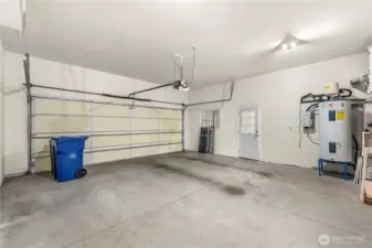 Super spacious garage.