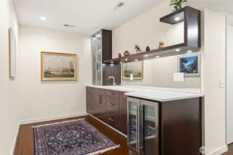 Wet-bar off family room.