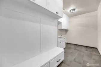 Mudroom/Laundry