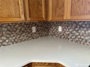 Quartz countertops in kitchen