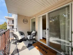 Covered private covered deck