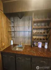 Wet Bar Area