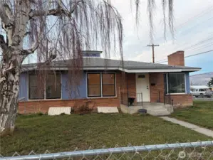 Classic Mid-Century Bungalow