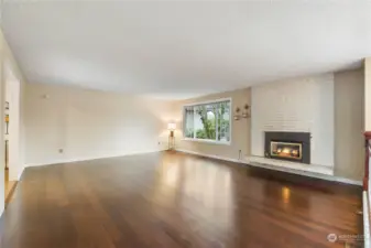 Very large Living space with Gas Fireplace