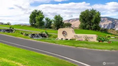 Welcome to Desert Canyon Golf Course Community!