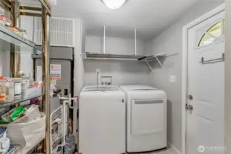 Laundry - washer dryer included