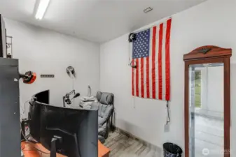 Detached office