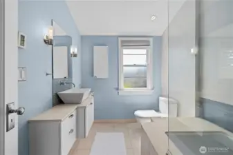 Hall bathroom upstairs with jacuzzi tub.
