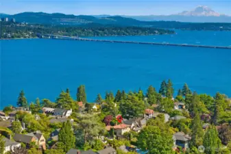 An excellent location within Laurelhurst.
