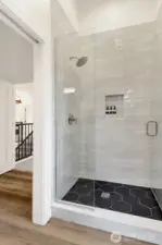Second level ensuite 3/4 bath.