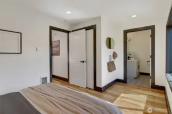2nd bedroom w. half bath