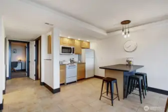 lower level kitchen