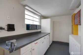garage shop area